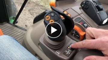 John Deere 5R Series Tractor: 540R Loader Controls